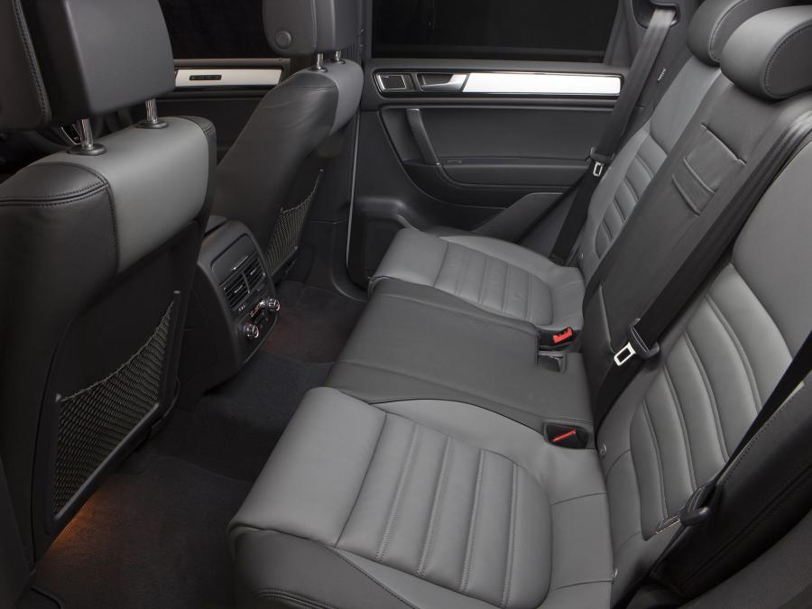  Volkswagen Touareg V8 TDi R-Line 2011 года  (AU) (фото 8 из 16)